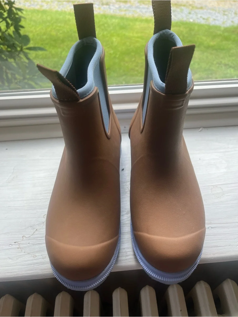 Merry People Bobbi Ankle Rain Boot Chestnut Brown & Ice Blue 5